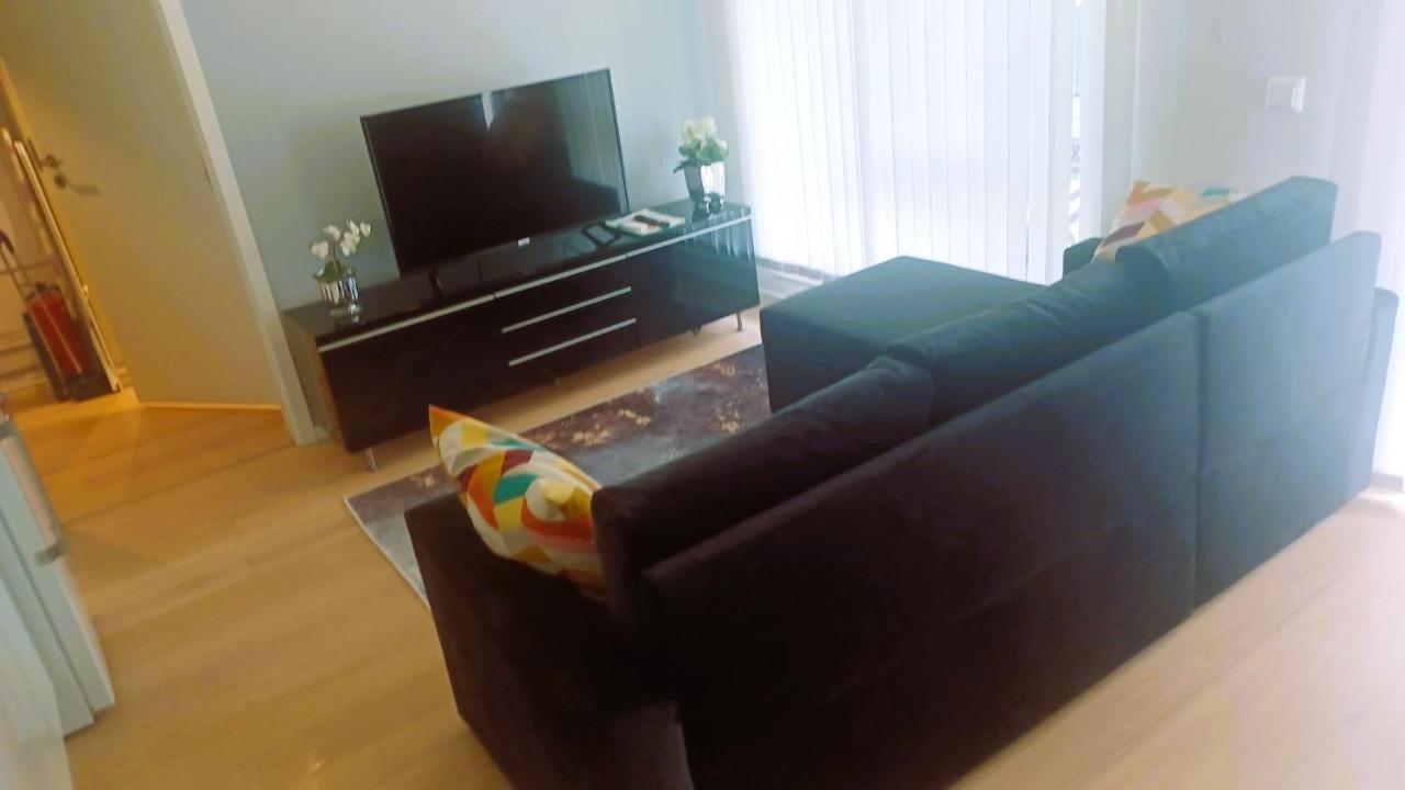 Scandpoint Apartment Fornebu Near Sea Front With Outdoor Walk! Stabekk المظهر الخارجي الصورة